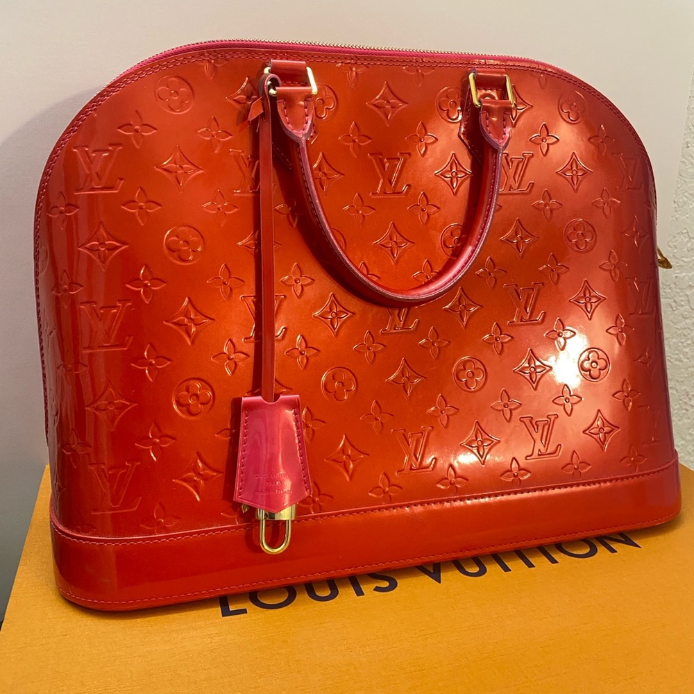 Louis Vuitton The Alma Two tone Red and pink Shiny Red Embossed Satchel - Picture 2 of 13